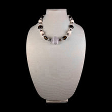 Load image into Gallery viewer, White & Brown Round Murano with White Sponge Coral