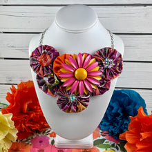 Load image into Gallery viewer, Pink Patterned Flower Bomb with Pink &amp; Orange Vintage Daisy Flower
