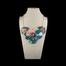 Load image into Gallery viewer, 1940&#39;s Teal Fabric Necklace with Peach &amp; White Yo-Yos &amp; Teal Frida Pendant
